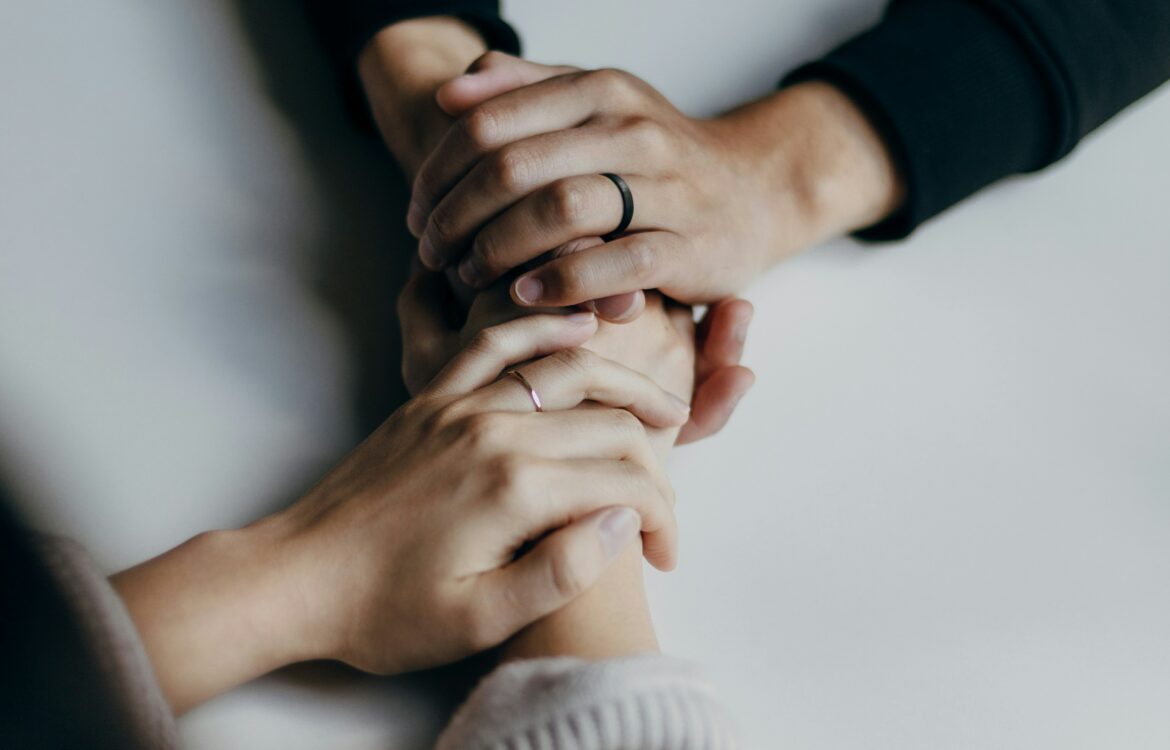 ¿Con quién debería hablar sobre mis problemas de pareja?